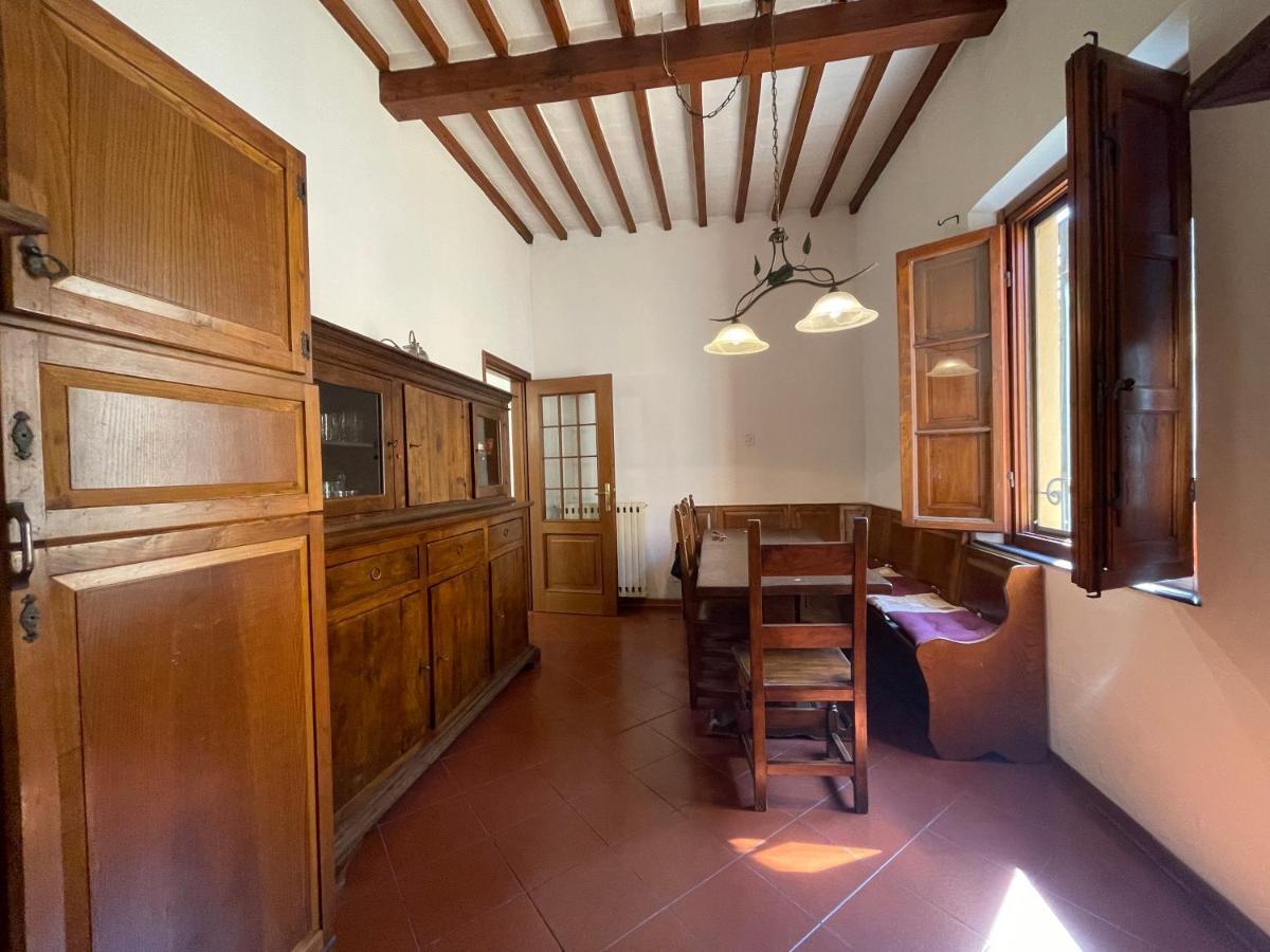 Grande Appartamento In Centro Pontedera Exterior photo